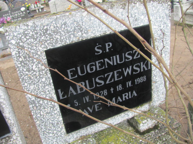 Eugeniusz Łabuszewski 1928 Człuchów - Grobonet - Wyszukiwarka osób pochowanych